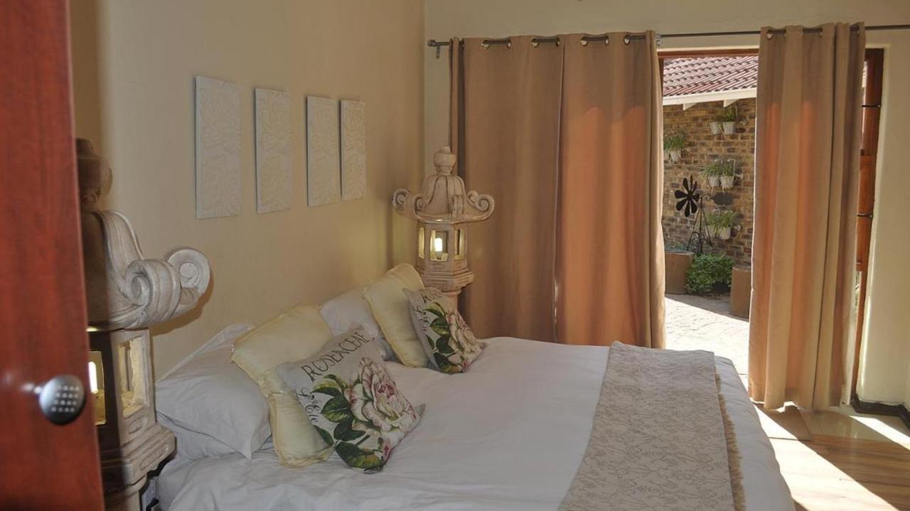 Echo Garden Guesthouse Rustenburg Exterior photo